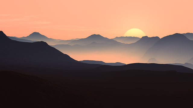 山に沈む夕日