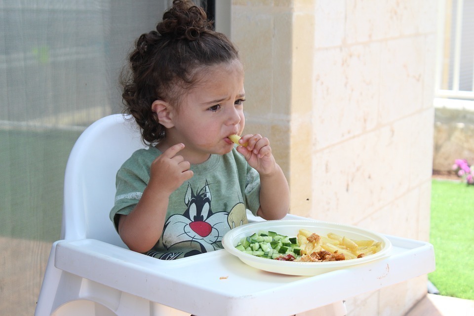 原因3.幼少期からの食べ方の癖