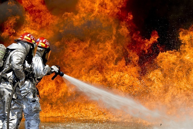 火事を消火する夢